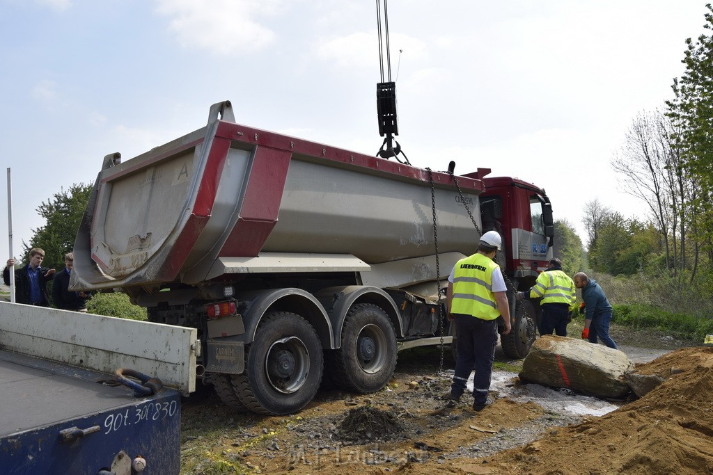 Schwerer VU LKW Zug Bergheim Kenten Koelnerstr P487.JPG - Miklos Laubert